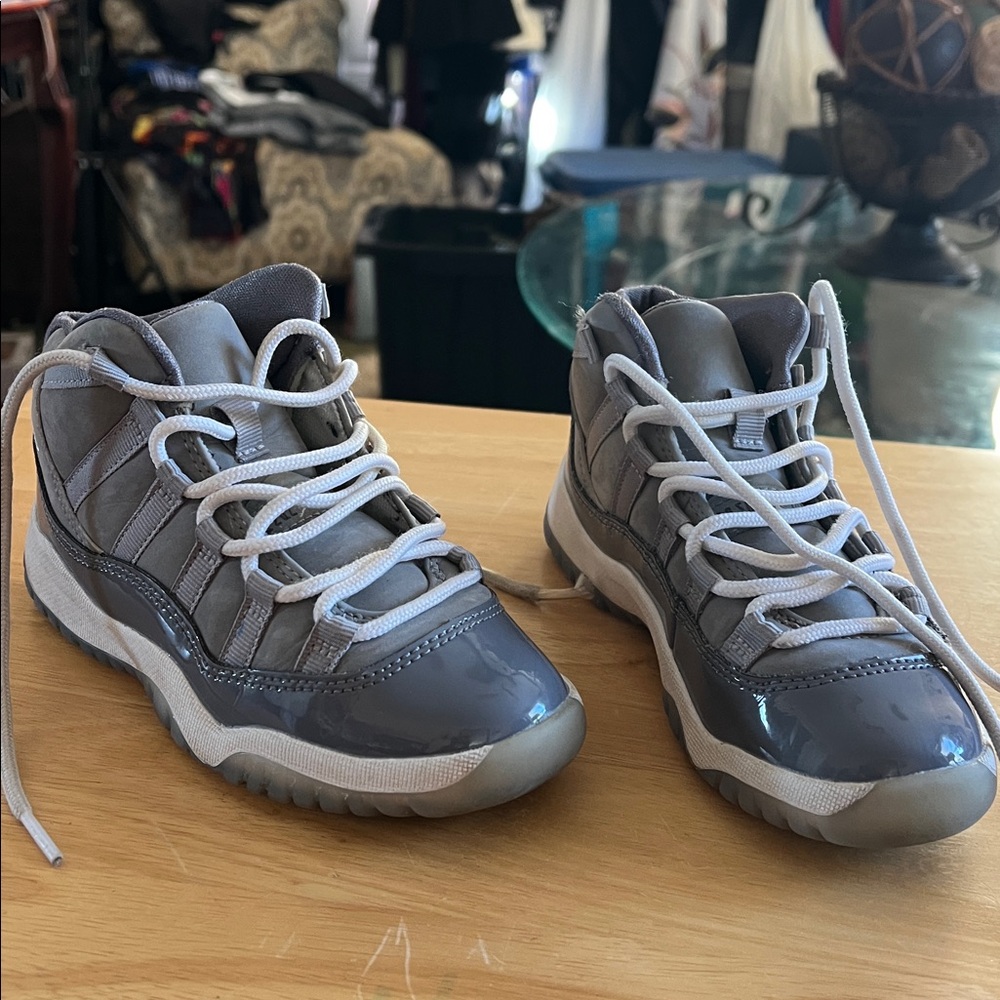 Boys Jordan